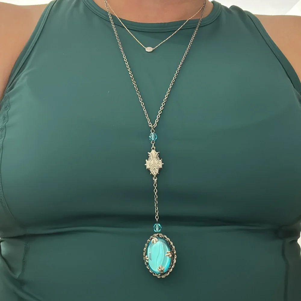 Vintage crystal necklace